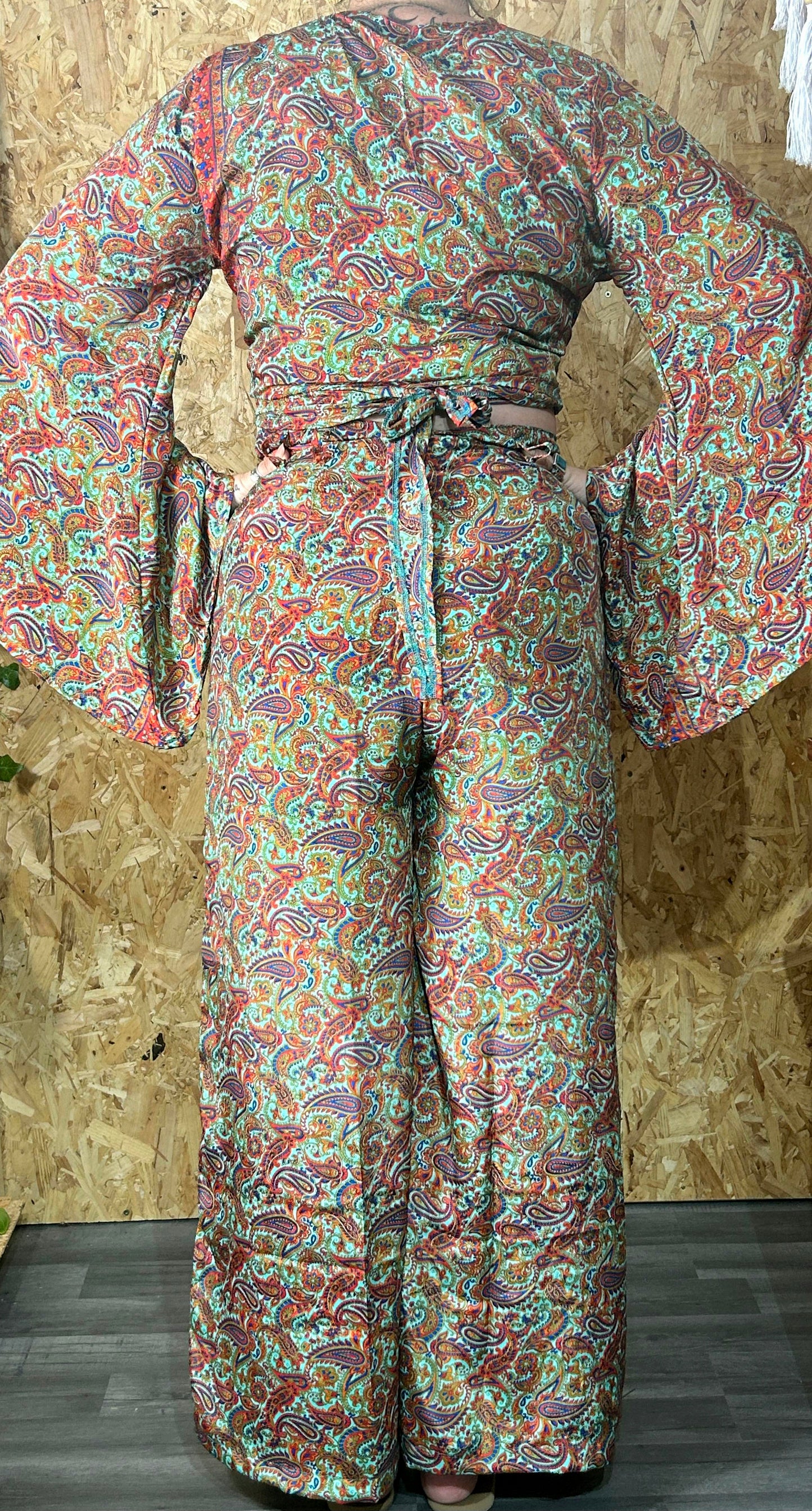 Macaw Love Top