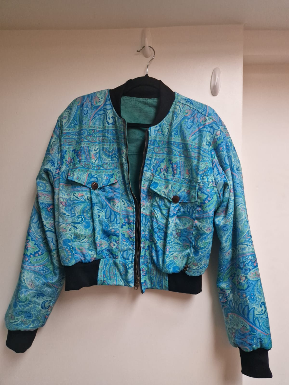 Cropped reversible bomber jacket (Teal and Azure)