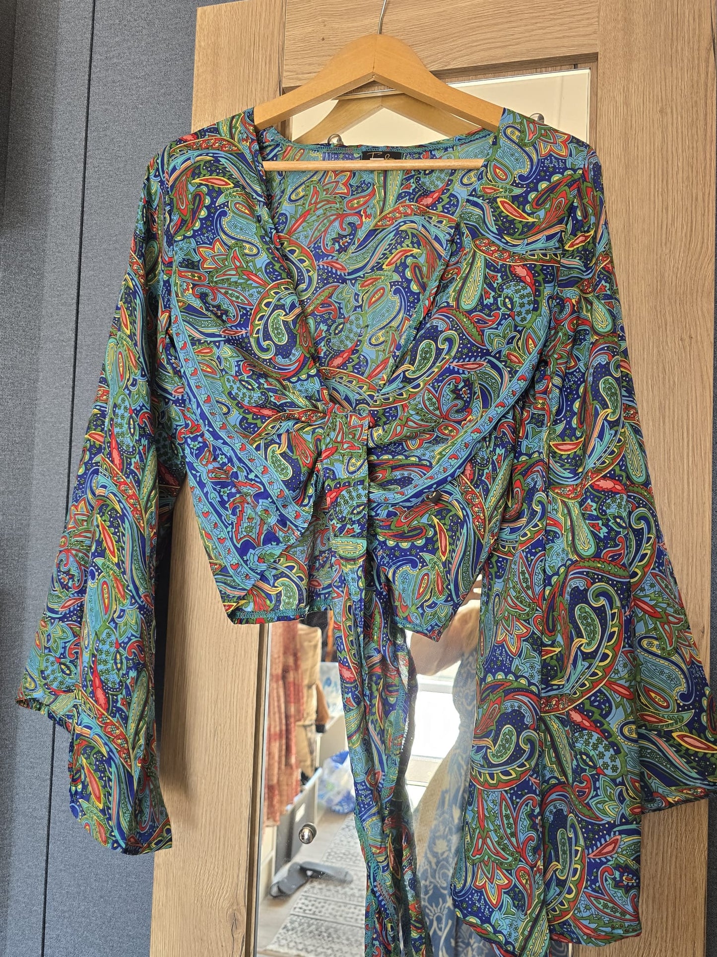Love top in Peacock print (small)
