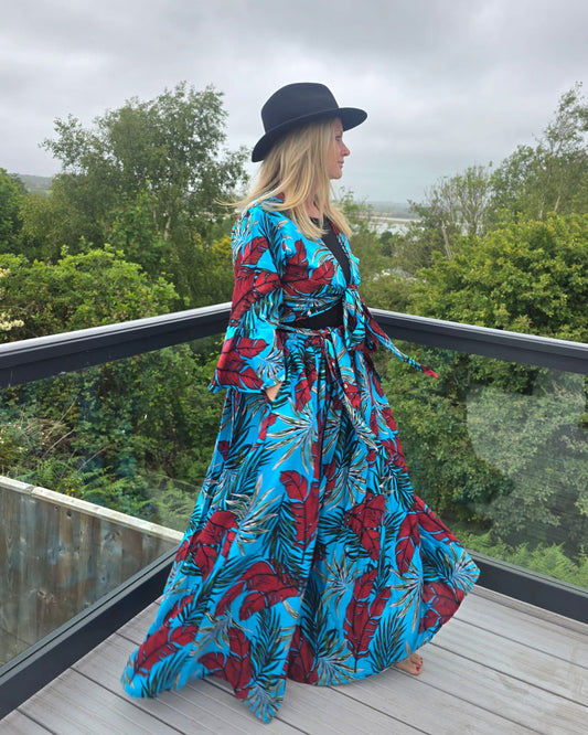 Long and Full Skirt in Pink or Blue leaf print